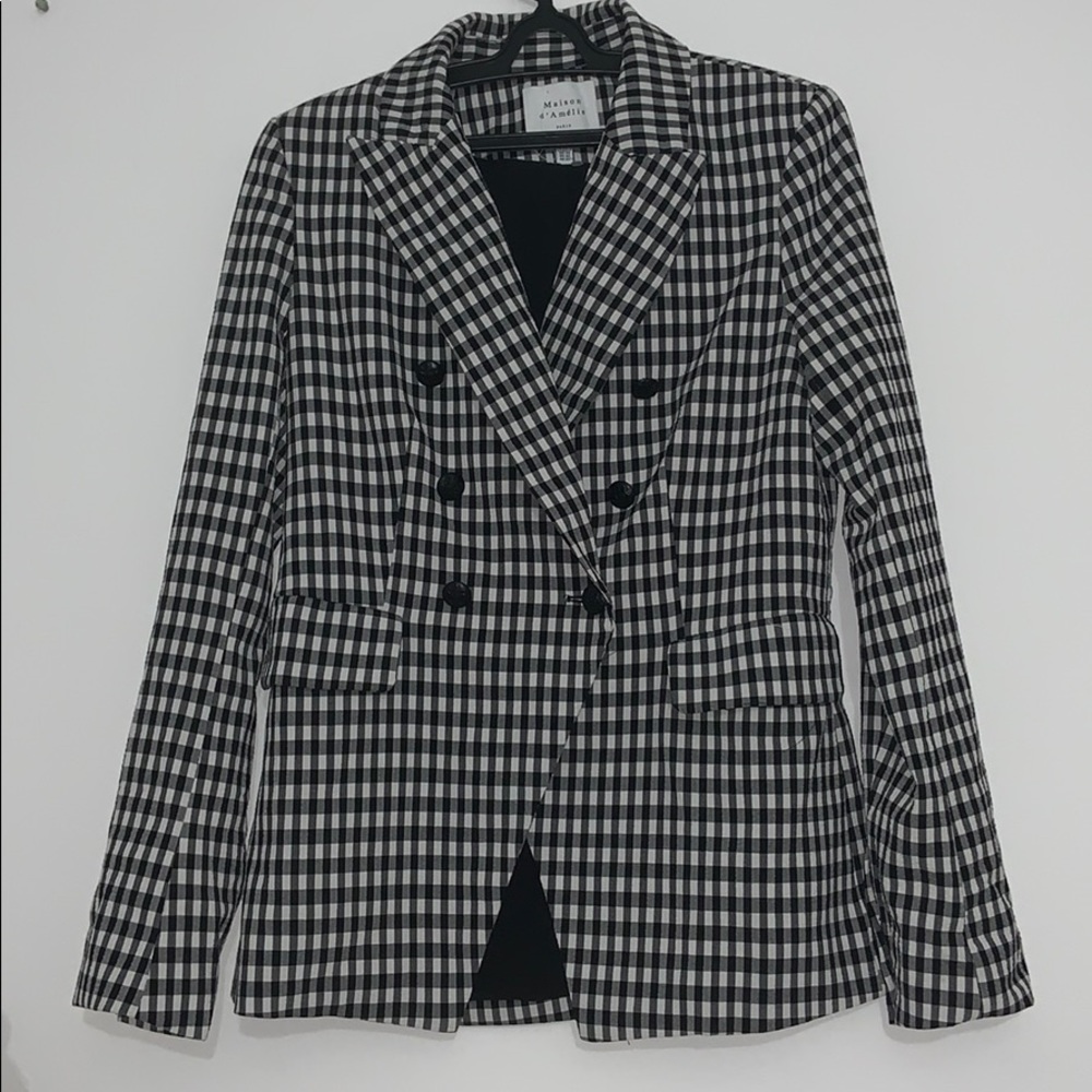 Maison d amelie Black and white blazer